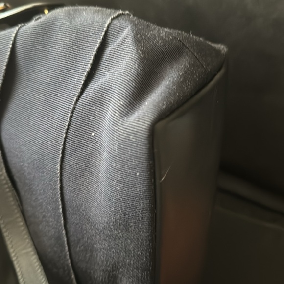 Salvatorre Ferragamo Canvas Handbag with strap - Picture 4 of 11